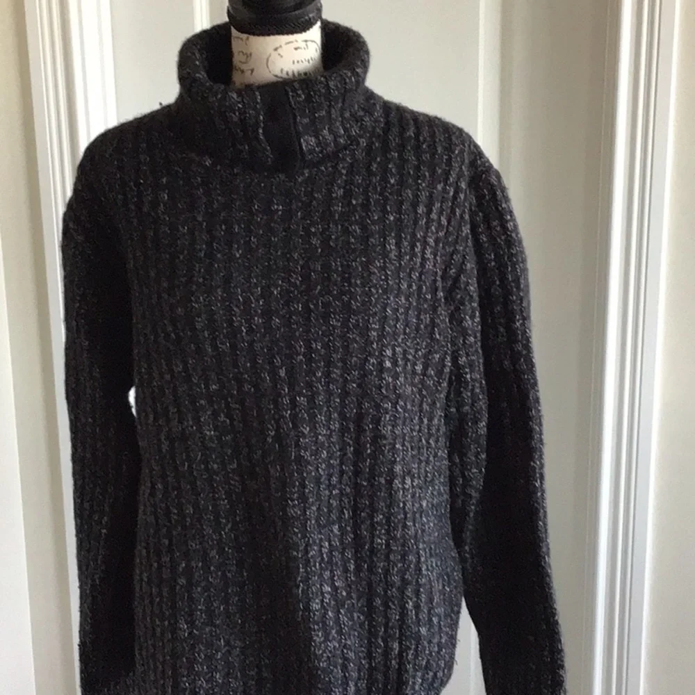 H&M black lambs wool blend button collar turtleneck long sleeve knit sweater M - Picture 8 of 13